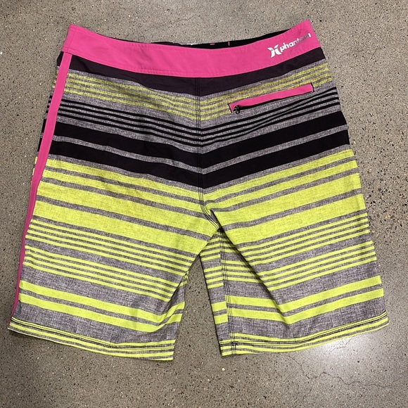 Mens Hurley Phantom board shorts 32 - Picture 2 of 3